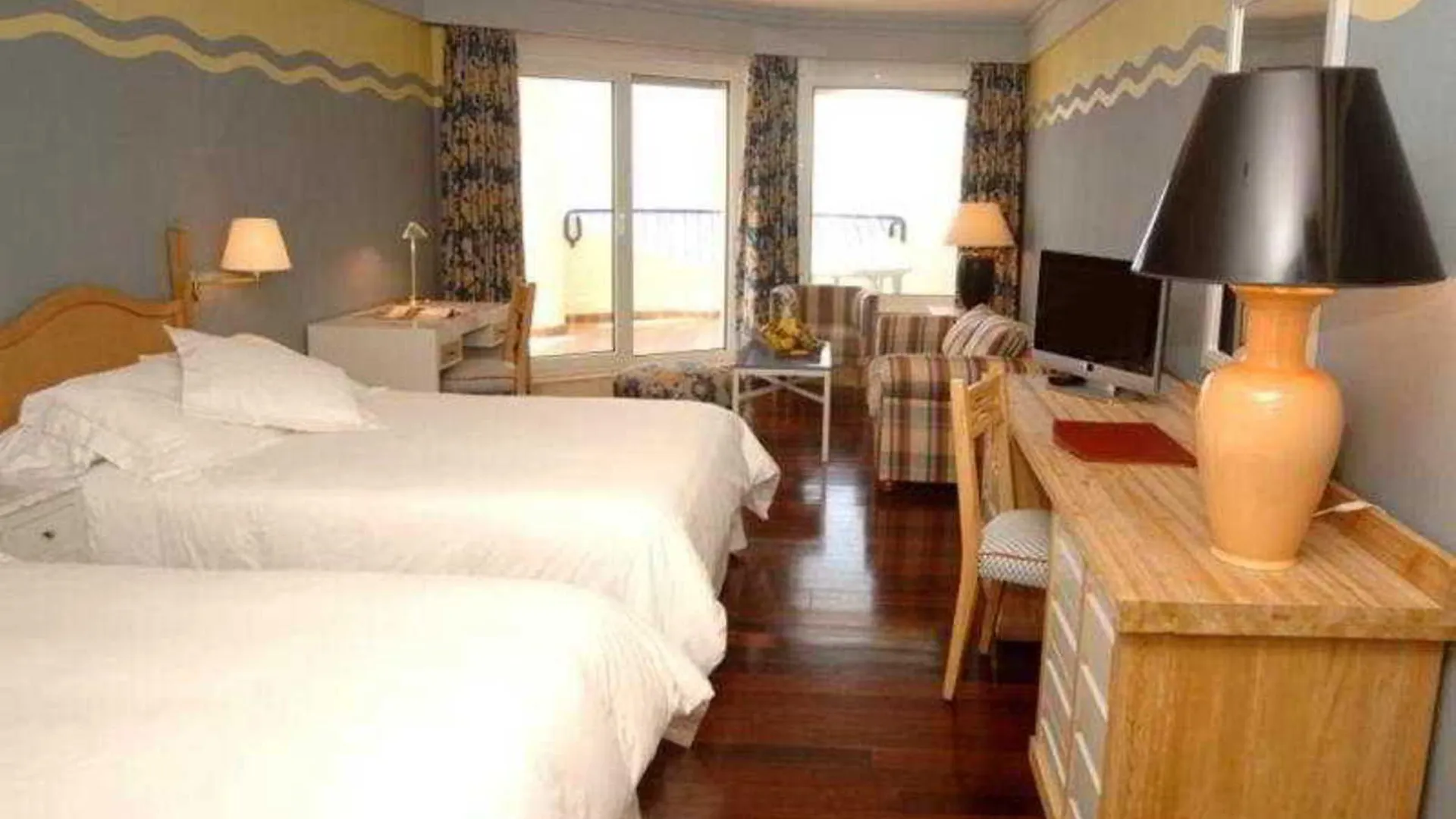 Hotel Playa Victoria Cádiz